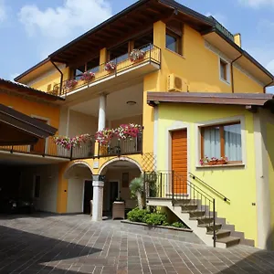 Casa di campagna Agriturismo Il Barone, Moniga del Garda